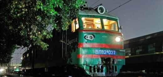 Электровоз ВЛ82к