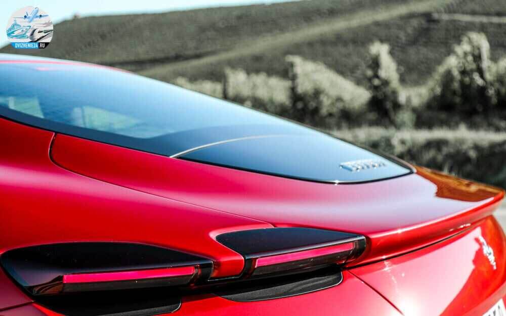 Новый Ferrari Roma 2020