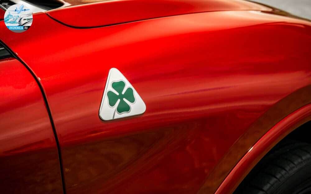 Новый alfa romeo stelvio quadrifoglio 2020