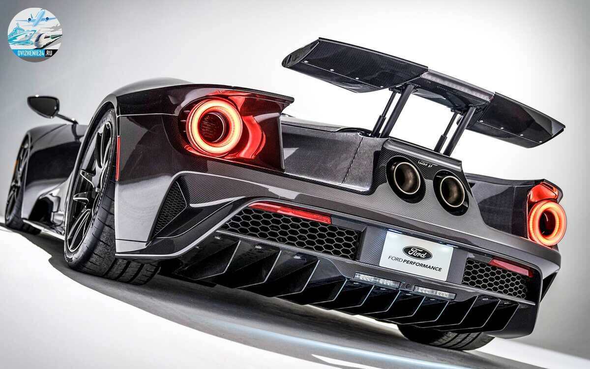 Ford GT Heritage Edition