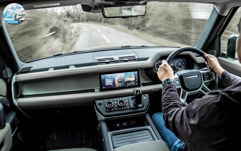 Land Rover Defender UK 2020