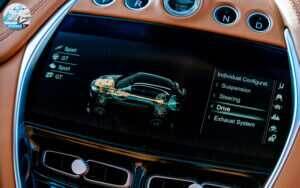 Aston Martin DBX 2020