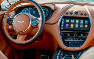 Aston Martin DBX 2020