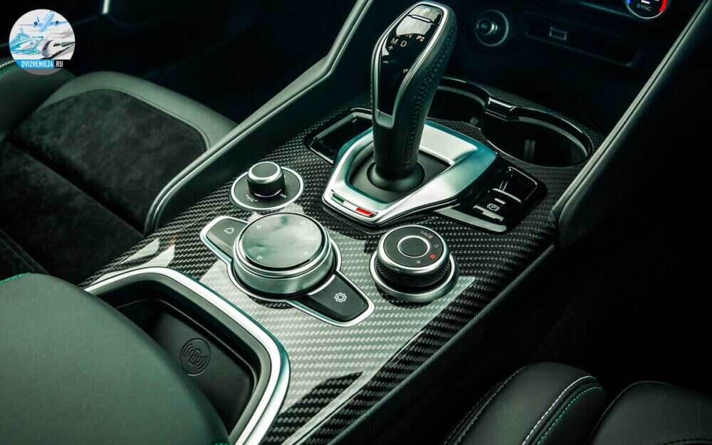 Alfa Romeo Giulia Quadrifoglio 2020