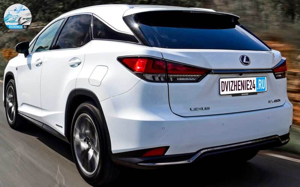 белый Lexus RX