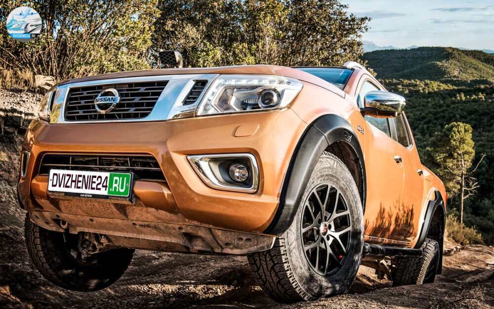 Nissan Navara AT-32