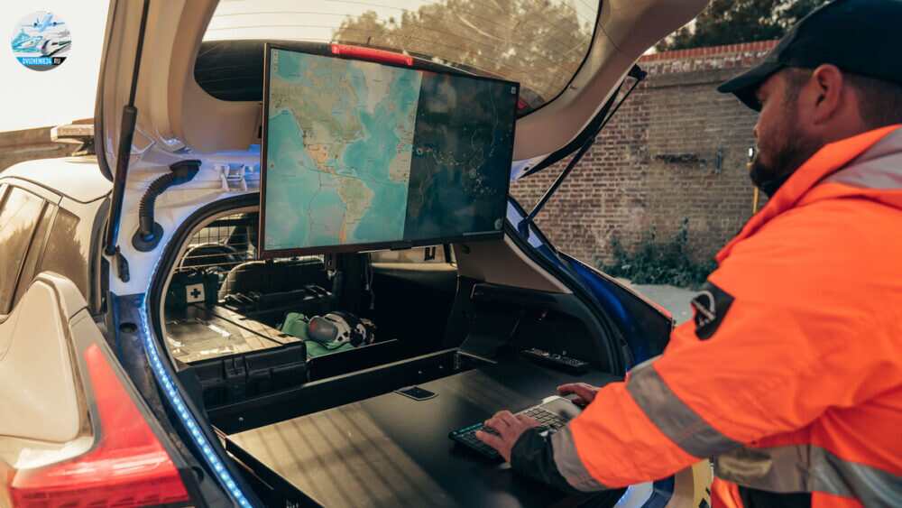 Nissan Re-Leaf представлен как банк аварийного питания