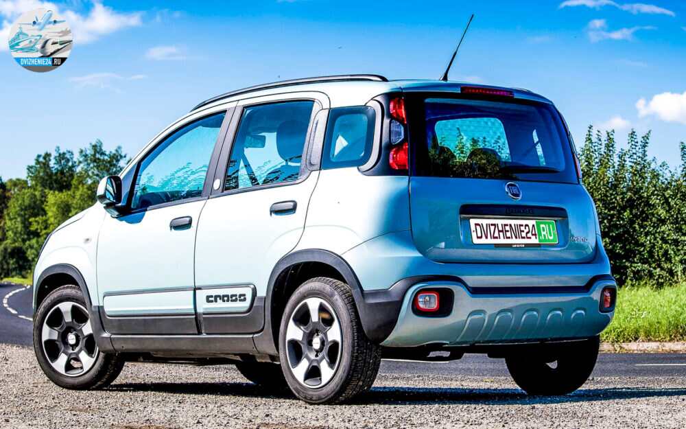 Fiat Panda Cross Hybrid 2020