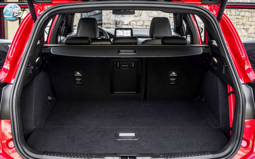 Ford Focus Estate багажник