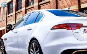 Обновленный Jaguar XE