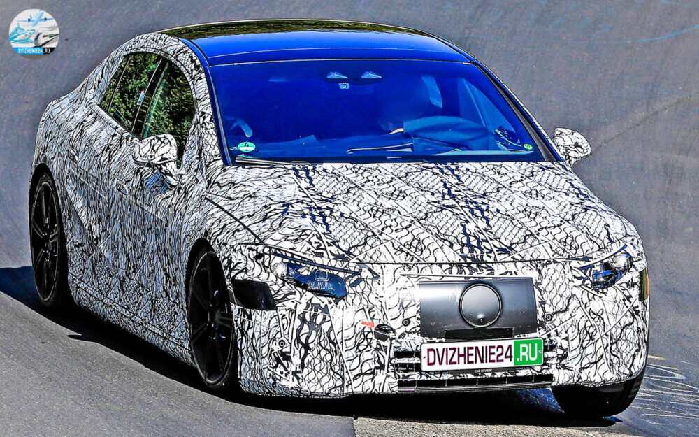 Mercedes EQS 2021