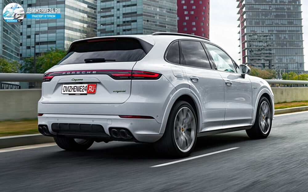 Porsche Cayenne E-Hybrid и S E-Hybrid обзавелись новым аккумулятором