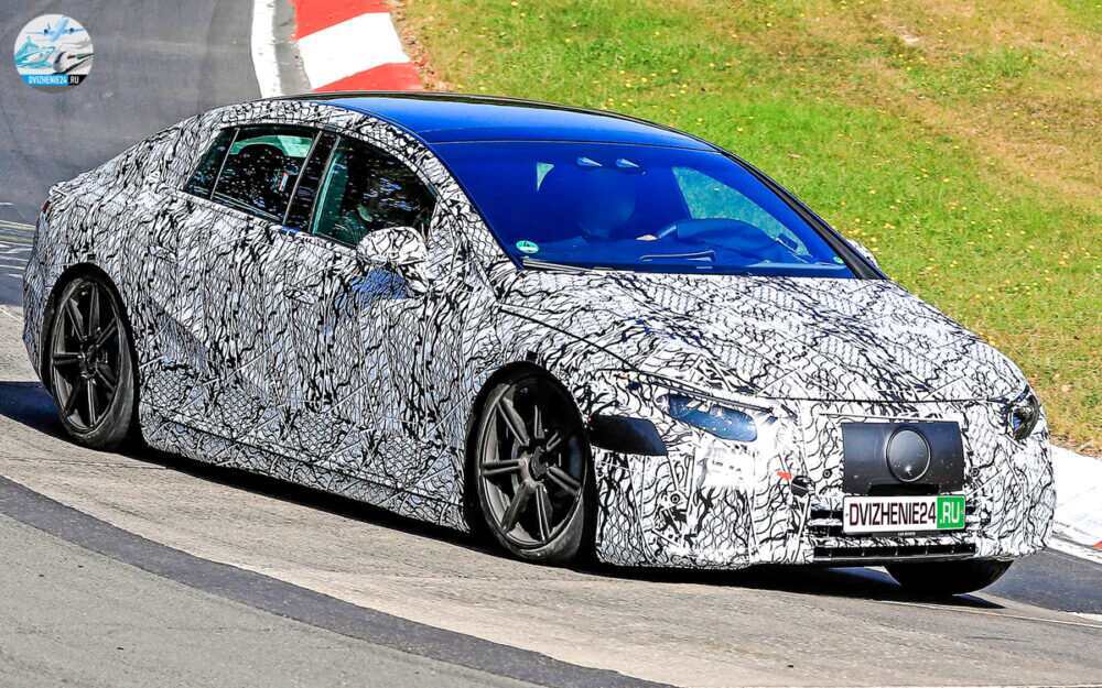 Mercedes EQS 2021