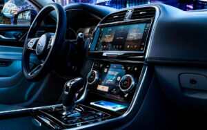 Обновленный Jaguar XE