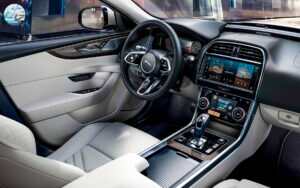 Обновленный Jaguar XE