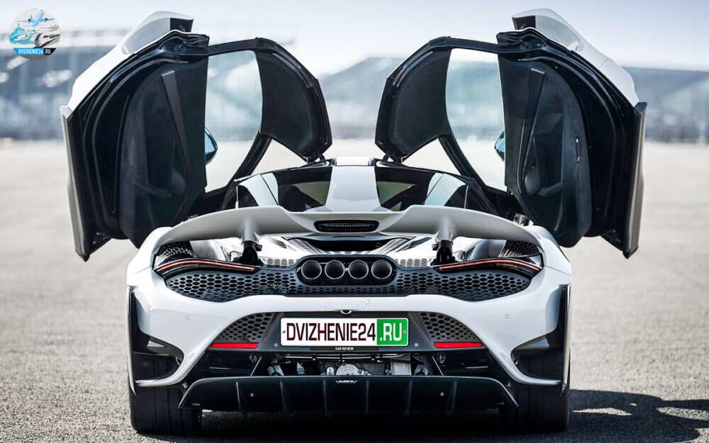 McLaren 765LT 2020