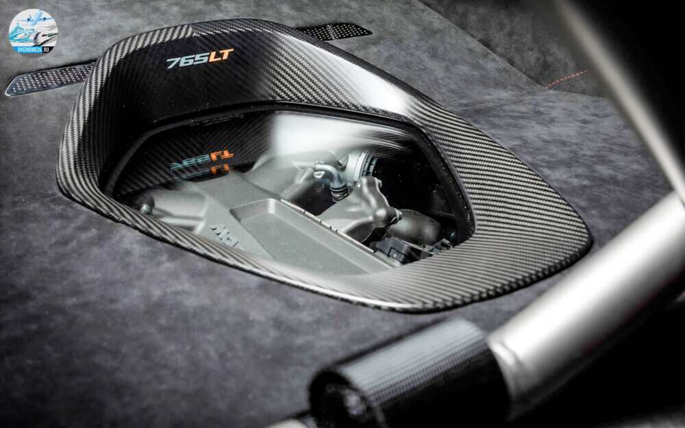 McLaren 765LT 2020