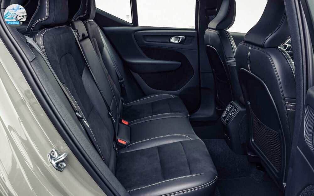 Volvo XC40 P8