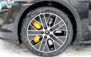 Porsche Taycan Cross Turismo 2021 - шпионские фото