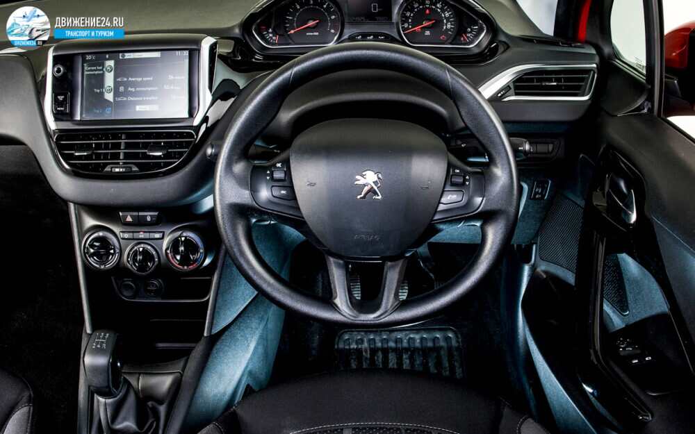 Подержанный Peugeot 208