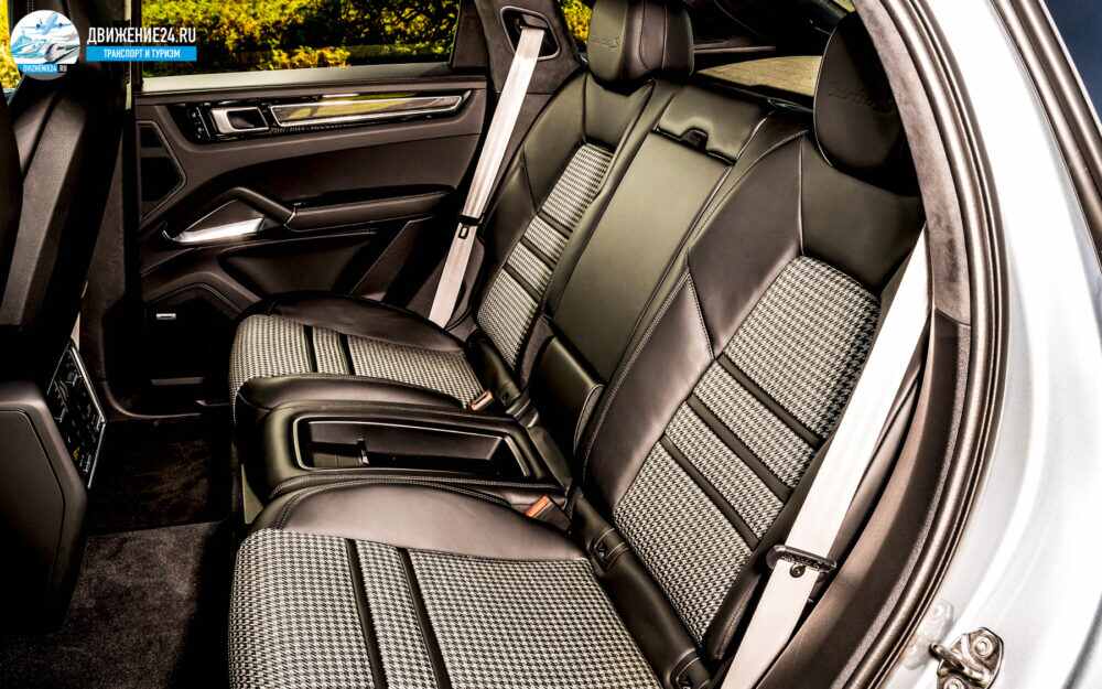 Porsche Cayenne Turbo S E-Hybrid Купе 2021