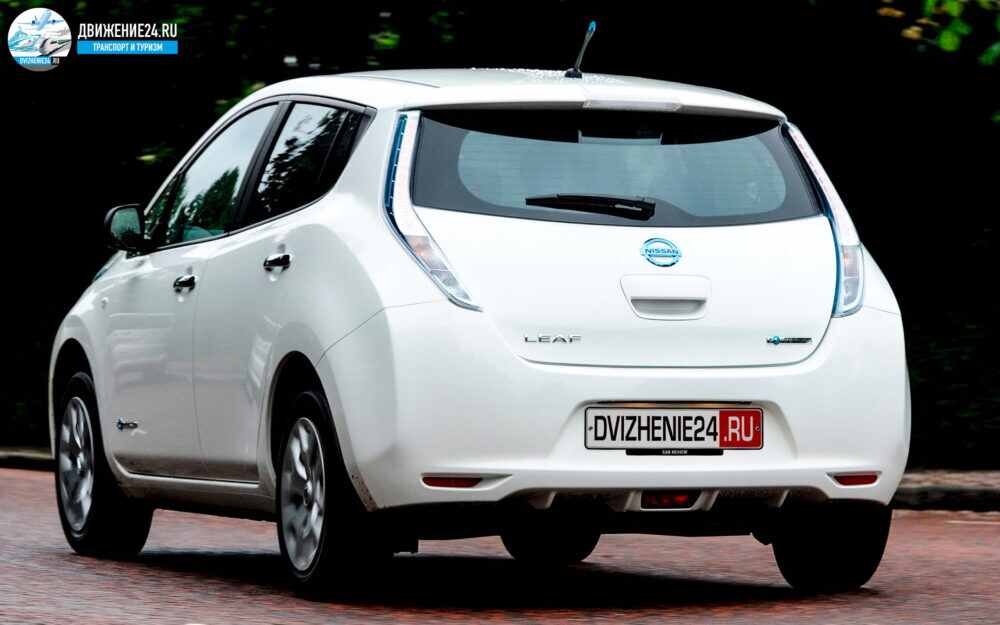 Nissan Leaf (2011-2017)