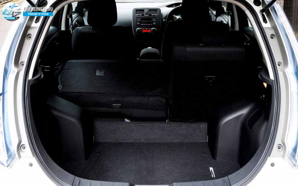 Nissan Leaf (2011-2017)