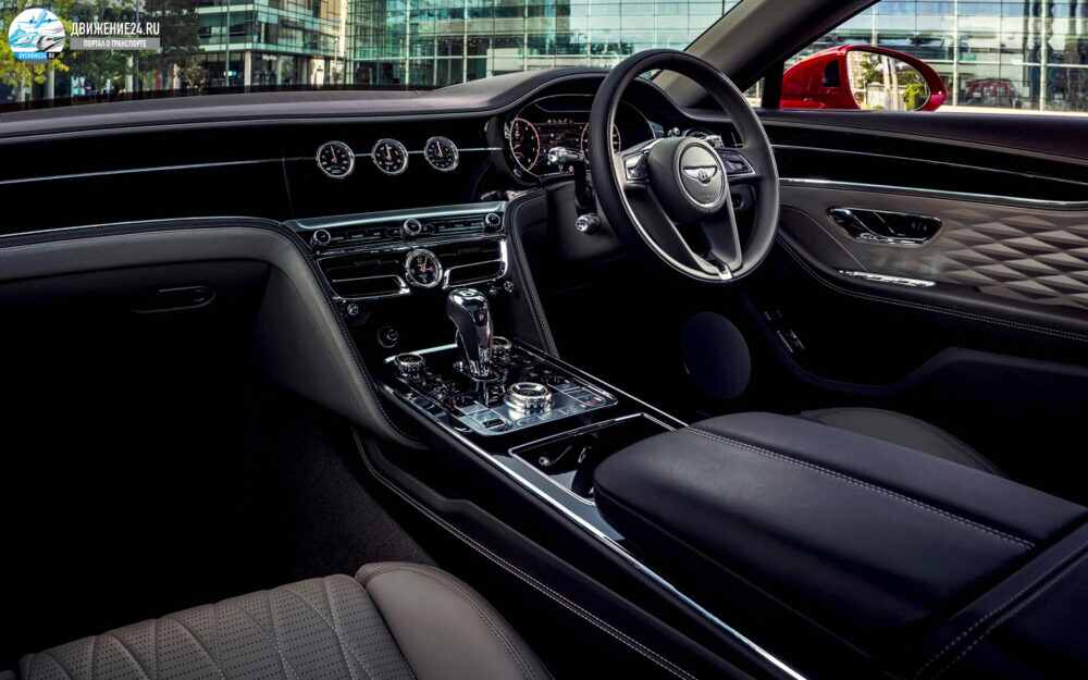 Обзор нового Bentley Flying Spur V8 2021 года выпуска