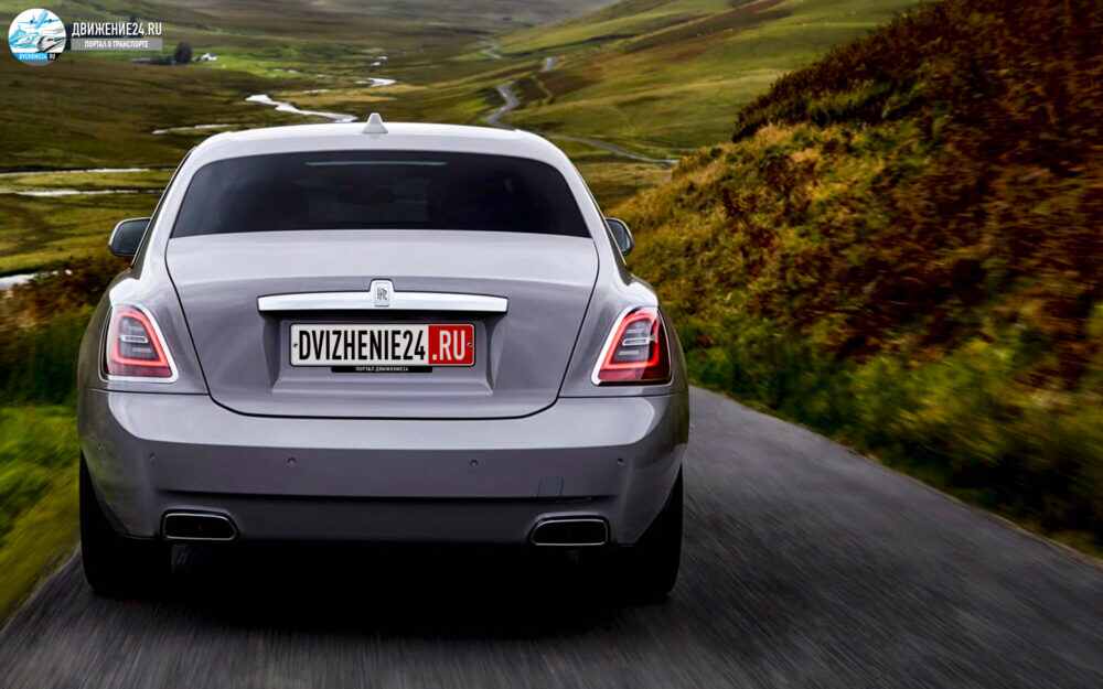 Rolls Royce Ghost - обзор роскошного авто