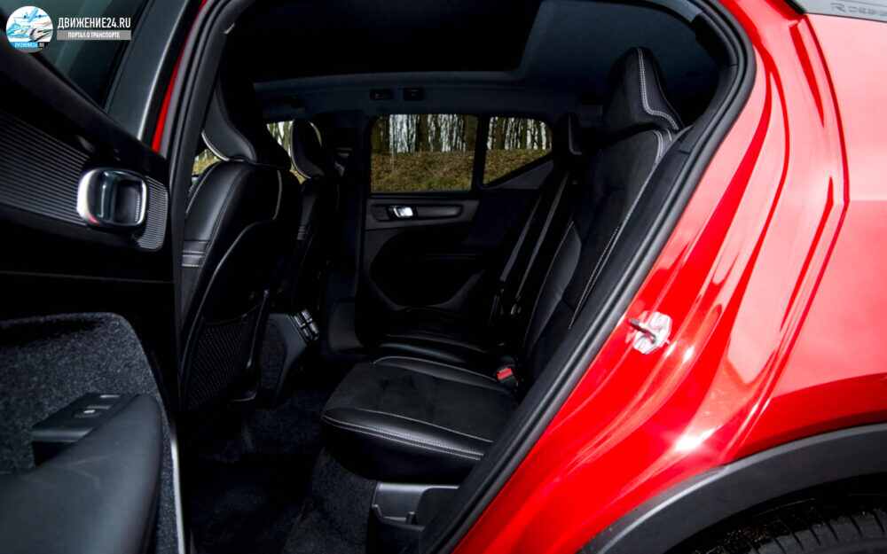 Обзор Volvo XC40