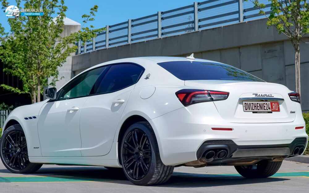 Maserati Ghibli Hybrid GranSport