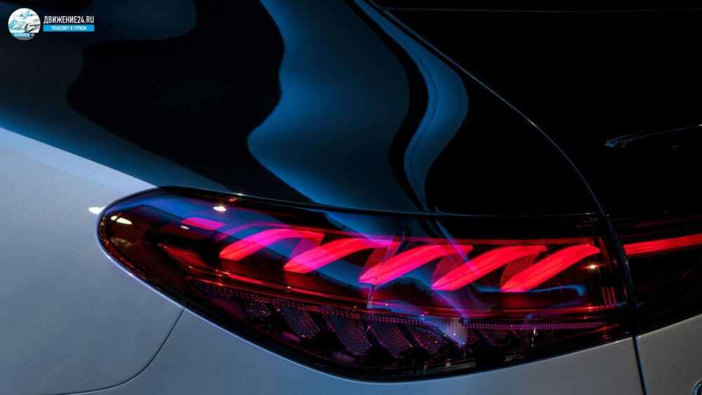 Новый электромобиль Mercedes EQS 2021