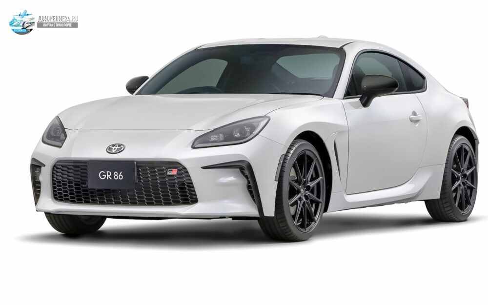 Новый спортивный автомобиль Toyota GR86 берет верх над GT86