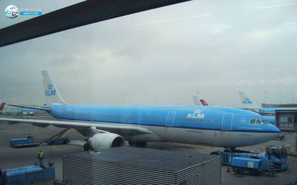 Самолеты KLM в аэропорту