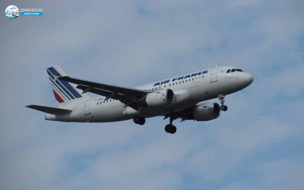 Самолет Air France в воздухе