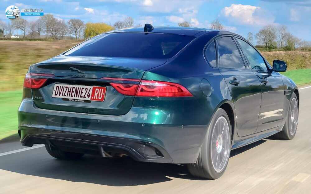 Jaguar XF P250 2021