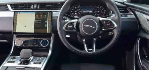 Jaguar XF P250 2021