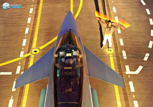 Фотографии самолетов гражданской авиации, военной авиации и летательных аппаратов федерации любителей авиаспорта