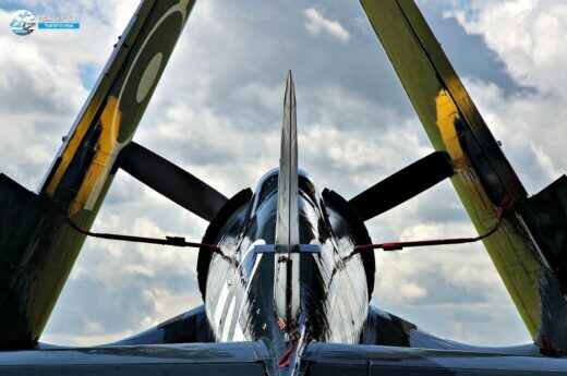 Фотографии самолетов гражданской авиации, военной авиации и летательных аппаратов федерации любителей авиаспорта