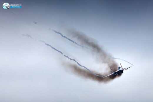 Фотографии самолетов гражданской авиации, военной авиации и летательных аппаратов федерации любителей авиаспорта