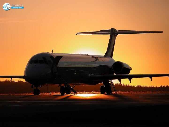 Фотографии самолетов гражданской авиации, военной авиации и летательных аппаратов федерации любителей авиаспорта