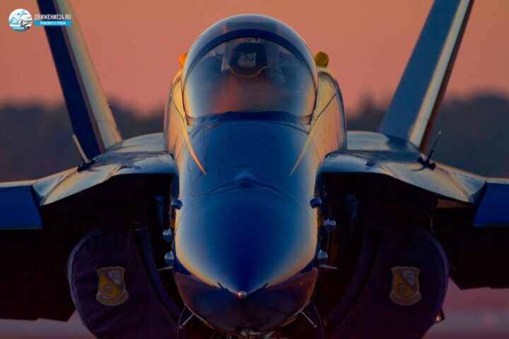 Фотографии самолетов гражданской авиации, военной авиации и летательных аппаратов федерации любителей авиаспорта