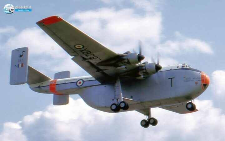 Фотографии самолетов гражданской авиации, военной авиации и летательных аппаратов федерации любителей авиаспорта