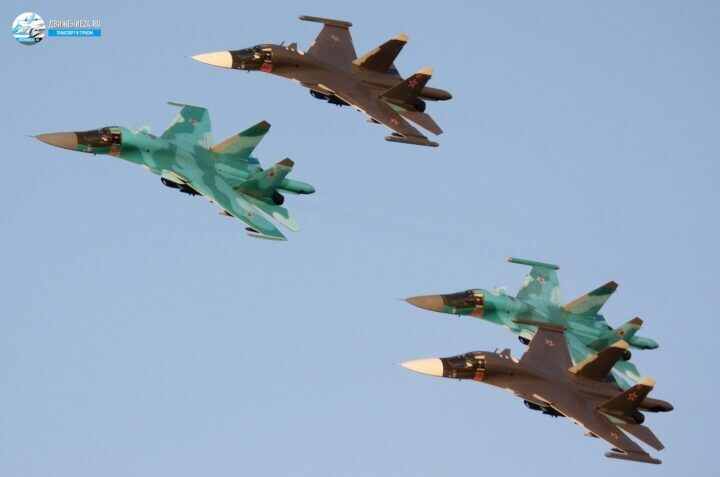 Фотографии самолетов гражданской авиации, военной авиации и летательных аппаратов федерации любителей авиаспорта