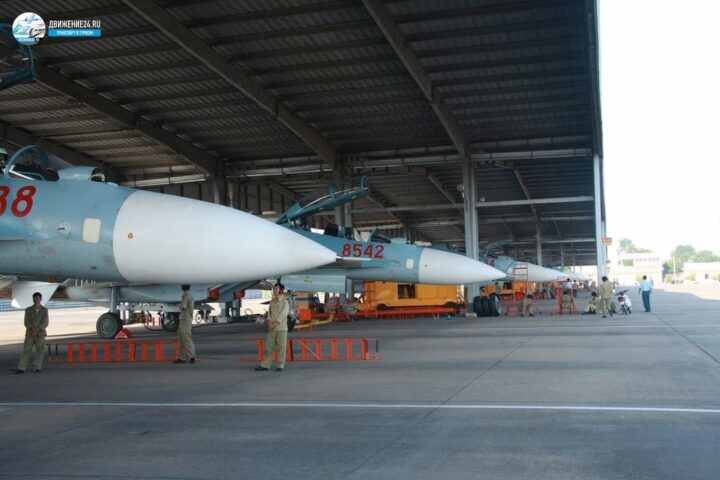 Фотографии самолетов гражданской авиации, военной авиации и летательных аппаратов федерации любителей авиаспорта