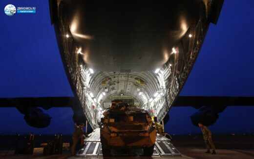 Фотографии самолетов гражданской авиации, военной авиации и летательных аппаратов федерации любителей авиаспорта