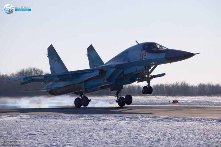 Фотографии самолетов гражданской авиации, военной авиации и летательных аппаратов федерации любителей авиаспорта