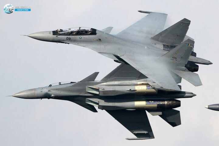 Фотографии самолетов гражданской авиации, военной авиации и летательных аппаратов федерации любителей авиаспорта