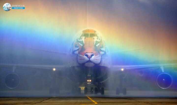 Фотографии самолетов гражданской авиации, военной авиации и летательных аппаратов федерации любителей авиаспорта