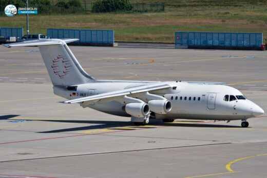 Фотографии самолетов гражданской авиации, военной авиации и летательных аппаратов федерации любителей авиаспорта
